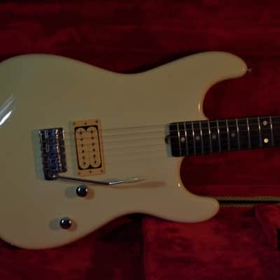 ST. BLUES Eliminator 1 "Billy Gibbons" 1984 White. Strings & Things Workshop. VERY RARE Plays Great image 23