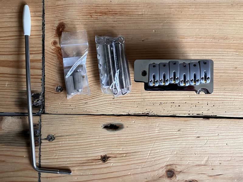 Guitar Anatomy Stratocaster Roller Guitar Tremolo Bridge 2 Point image 1