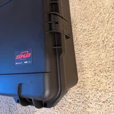 SKB 3i-2217-8SXL iSeries Molded Hard Case for Line 6 Helix Stadium XL image 6