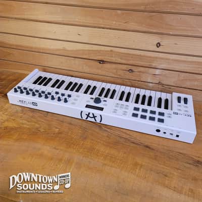 Arturia KeyLab49 Essential MKII Midi Controller - White image 6