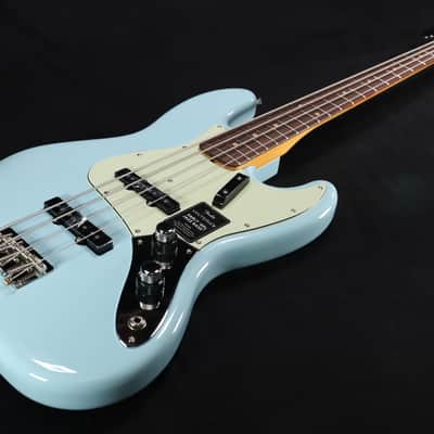 Fender Vintera III Early '60s Jazz Bass, Rosewood Fingerboard - Sonic Blue 165 image 3