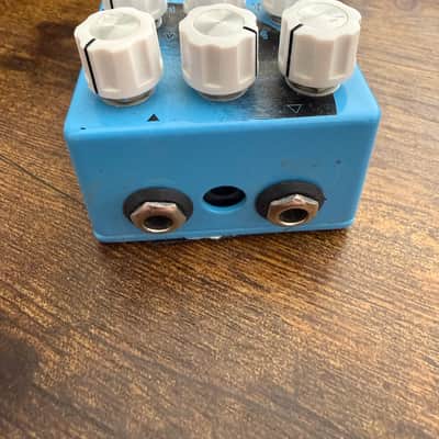RARE Walrus Audio ARP 87 Blue and Black Custom image 3