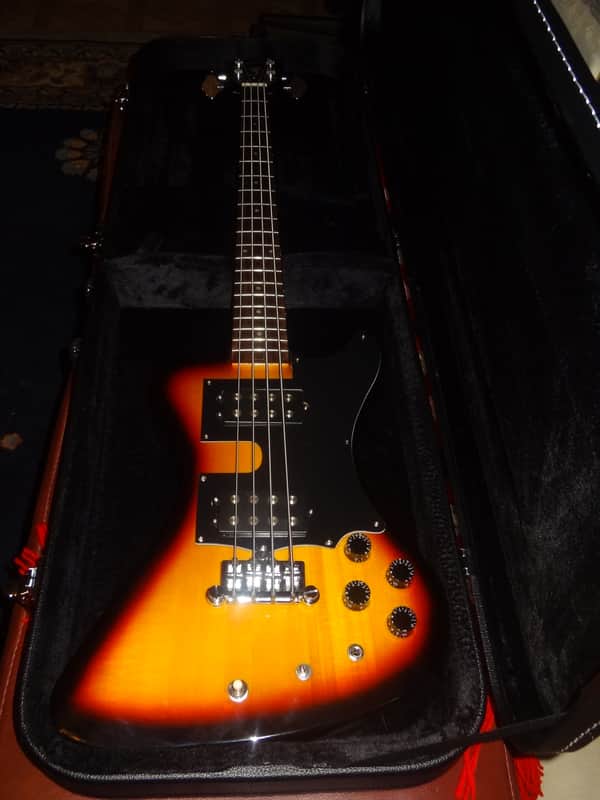 Left Handed  Bass with case 3 Color Sunburst image 1
