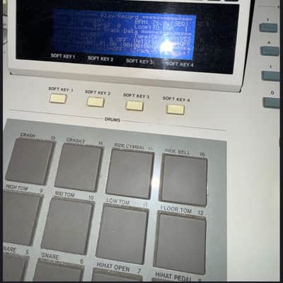 Akai MPC3000 + ORIGINAL MANUAL excellent cond. image 4