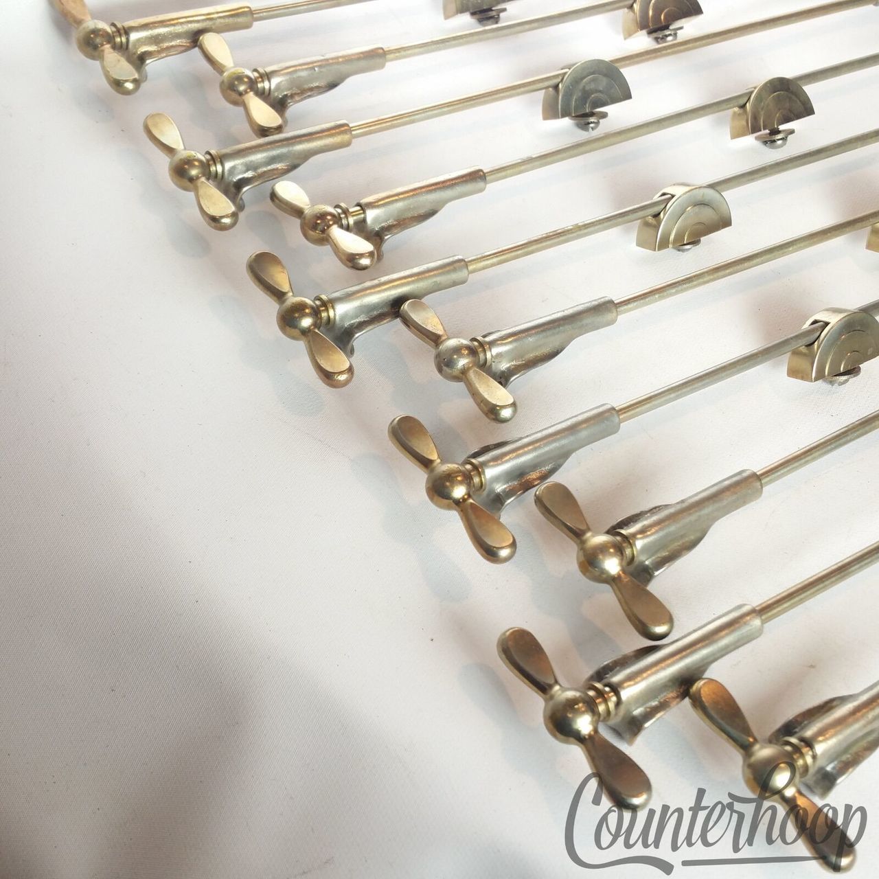 Leedy 10x Bass Drum x14" Bow-Tie Single-Tension T-Rods+Claws+Center Lugs Nickel — main photograph