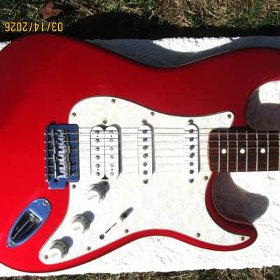 Fender Stratocaster HSS Guitar, 2001, NOS, Candy Apple Red, Gig Bag image 4