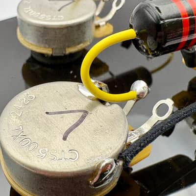 Gibson Les Paul 50s style wiring harness with new Bumblebee 0.022uF paper in oil capacitors and matched set CTS split long shaft 550k pots 5% +/- tolerance image 3