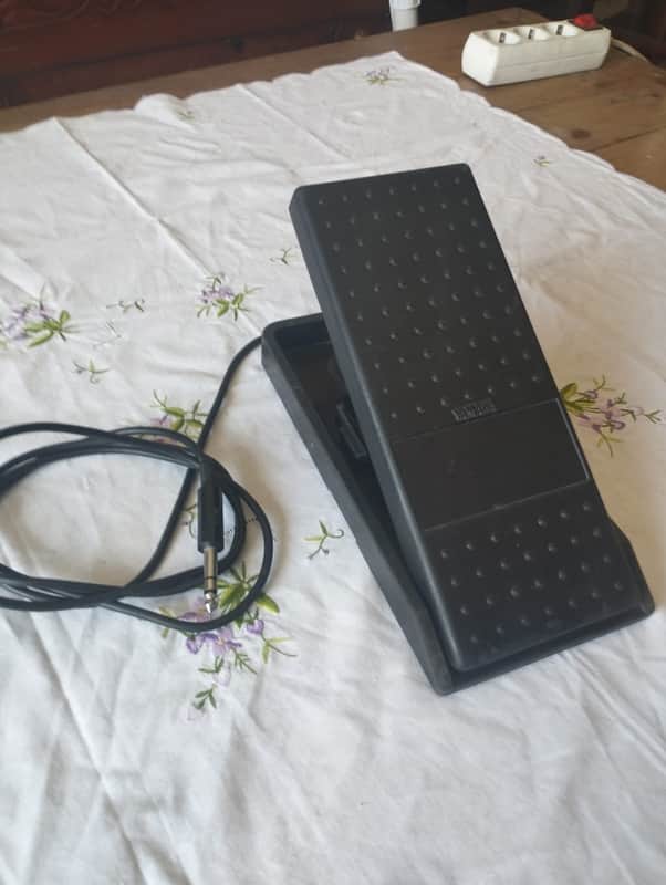 Yamaha FC7 Volume Pedal image 1