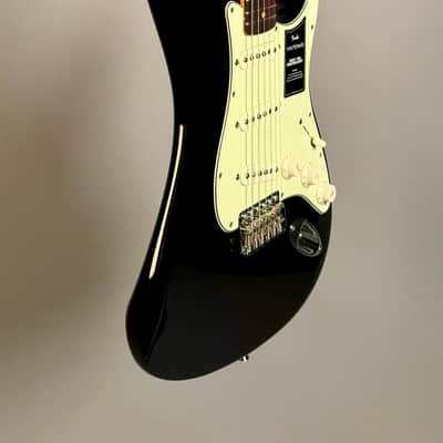 Fender Vintera III Early '60s Stratocaster - Black image 4