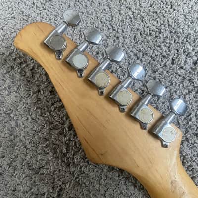 Silvertone Silvertone SSS Electric Guitar, Basswood Body and Maple Neck - Black image 4