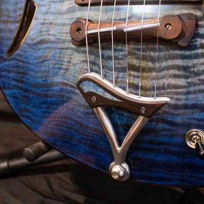 Newill Guitars Hollowbody Mantis 2023 - Polyurethane image 6