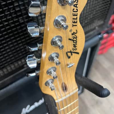 Fender American Special Telecaster with Maple Fretboard 2011 - 3-Color Sunburst image 5