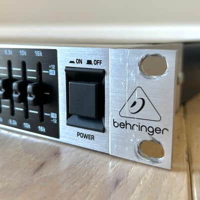 Behringer Ultragraph Pro FBQ1502 15-Band EQ image 3