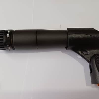 Shure SM57 Cardioid Dynamic Microphone image 3