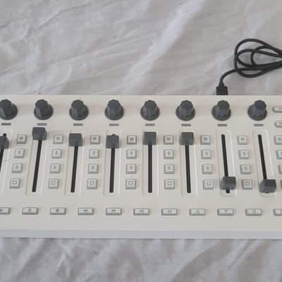 QSC AMPLIFER42 image 1