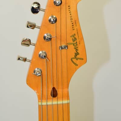 2007 Fender Classic Player '50s Stratocaster Electric Guitar, Maple Fingerboard, Shoreline Gold image 9