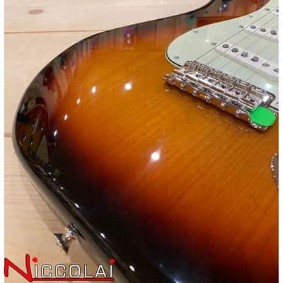 Fender Vintera II '60s Stratocaster, Rosewood Fingerboard, 3-Color Sunburst image 5
