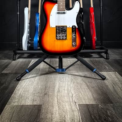 Indio Classic Telecaster - Sunburst - Gig Bag Included image 2