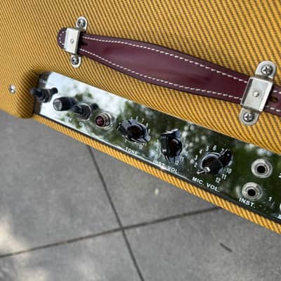 Fender '57 Custom Deluxe Hand-Wired 2-Channel 12-Watt 1x12" Guitar Combo 2016 - Present - Lacquered Tweed image 3