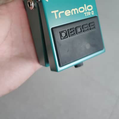 Boss TR-2 Tremolo (Silver Label) 1997 - Present - Green image 10