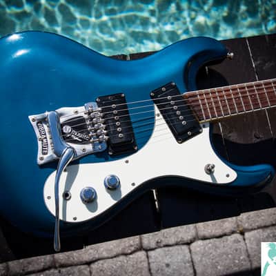 Mosrite of California 1965- '66 Reissue - "The Ventures" Model - Ink Blue - Moseley Vibramute - image 4