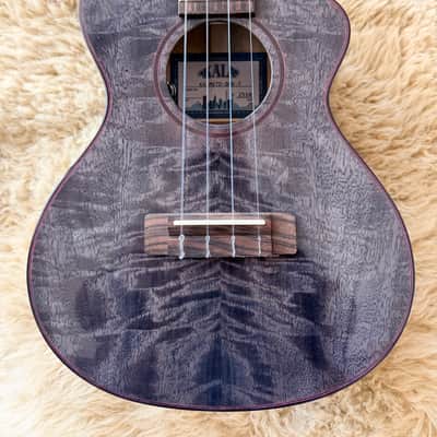 Kala Metropolitan Deluxe Mango Tenor Ukulele - Black Night 2026 - Gloss image 1