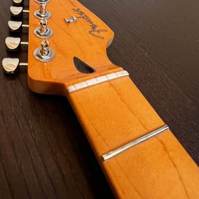 Fender Player II Stratocaster Maple Neck 70th Anniversary image 6
