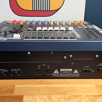 Yamaha SU700 36MB RAM Sampler Sequencer Groovebox image 4