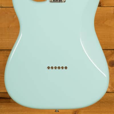 Fender Tom DeLonge Stratocaster - Rosewood - Daphne Blue *B-Stock* image 2