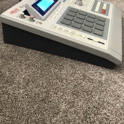 AKAI MPC3000 MPC 3000 Classic Sampler Sequencer Drum Machine image 2