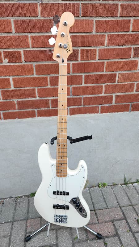 Fender Standard Jazz Bass – Arctic White image 1