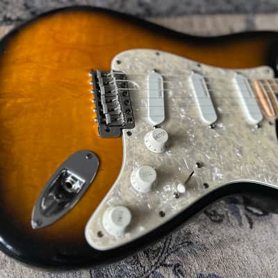 Fender Buddy Guy Signature Stratocaster 1995 (first year) USA Sunburst image 13