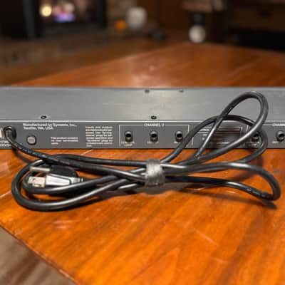 Symetrix 525 Dual Gated Compressor/Limiter image 2
