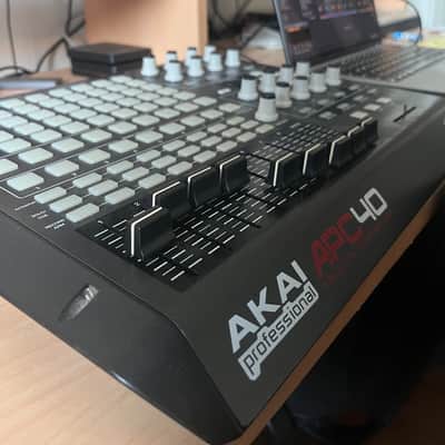 Akai APC40 2010s - Black image 4