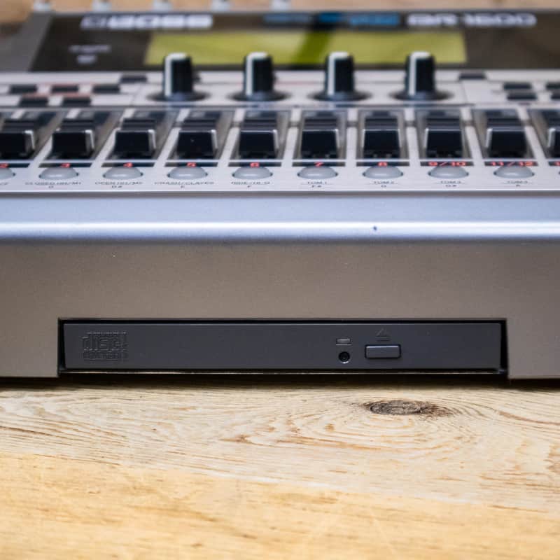 Boss BR-1600CD Digital Multitrack Recorder w/PSU BR1600CD BR1600