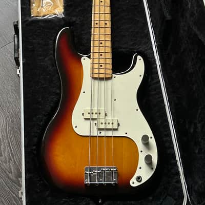 1983 Fender USA Precision Bass Sunburst with Papers & Case image 2