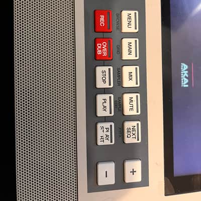 Akai MPC Live II Standalone Sampler / Sequencer Retro Edition 2020 - Present - Grey image 8