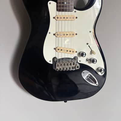 G&L Tribute Series S-500 2010s - Gloss Black image 3