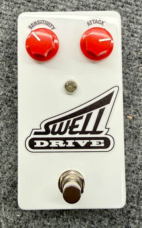 StewMac Swell Machine 2026 - Boss slow gear clone - White image 1