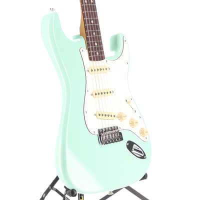 Fender Certified Pre-Owned Vintera II '70s Stratocaster, Rosewood Fingerboard, Surf Green (O5) (30569) image 4