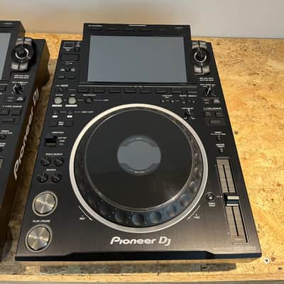 2x Pioneer CDJ 3000 inc. PRO DJ multi-player. image 6