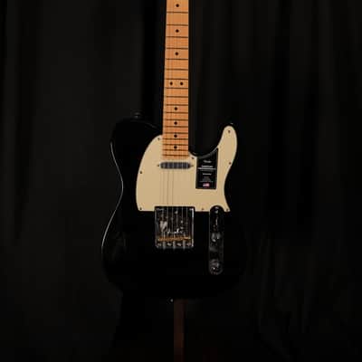 Fender American Professional II Telecaster with Maple Fretboard 2025 Black image 3
