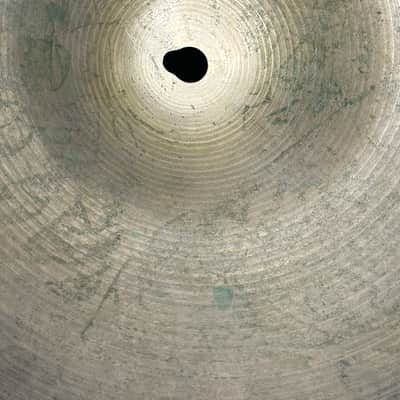 Zildjian Avedis 18 Crash 1970's Thin Stamp - traditional image 3