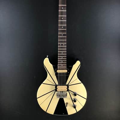 Hamer USA Special 1982 Graphic - Vintage image 2