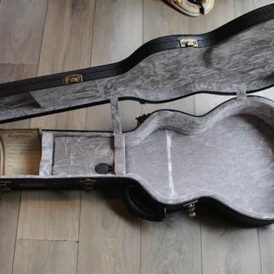 EASTMAN Antique Varnish E22OOSS/V Sunburst, HARDCASE image 21