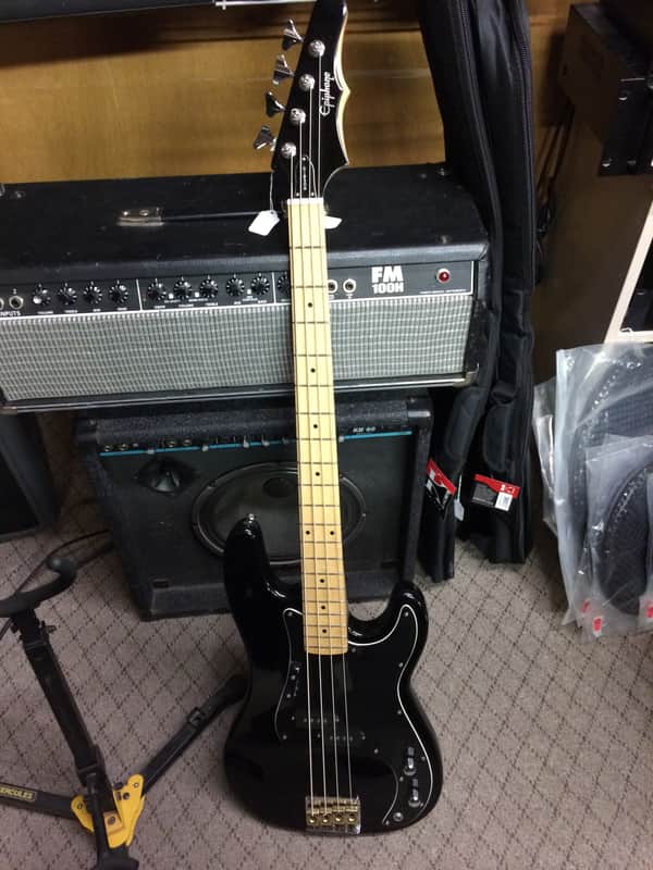 Epiphone Batwing Bass image 1