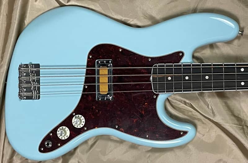Fender "Gold Foil" Jazz, Sonic Blue w/ Ebony *IN STOCK* image 1