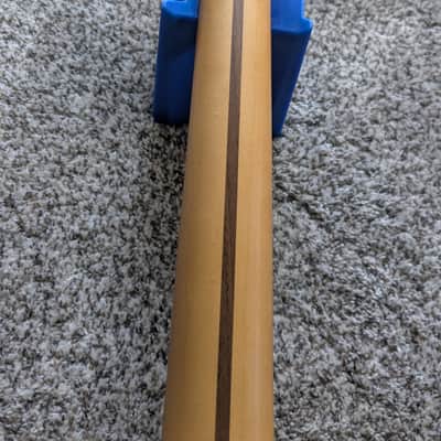 Fender Player II Mustang 2024 - Present - Hialeah Yellow image 15