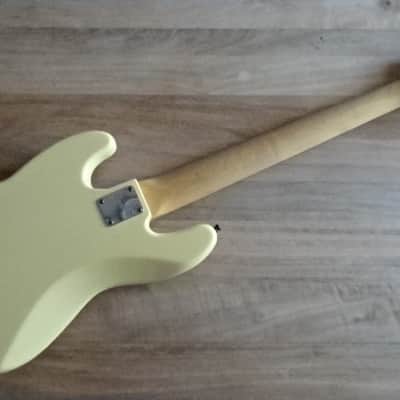 Fender Jazz Bass 1996 - Vintage White image 2