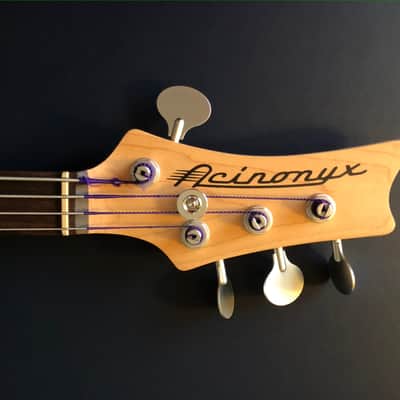 Nordstrand Acinonyx Bass image 2